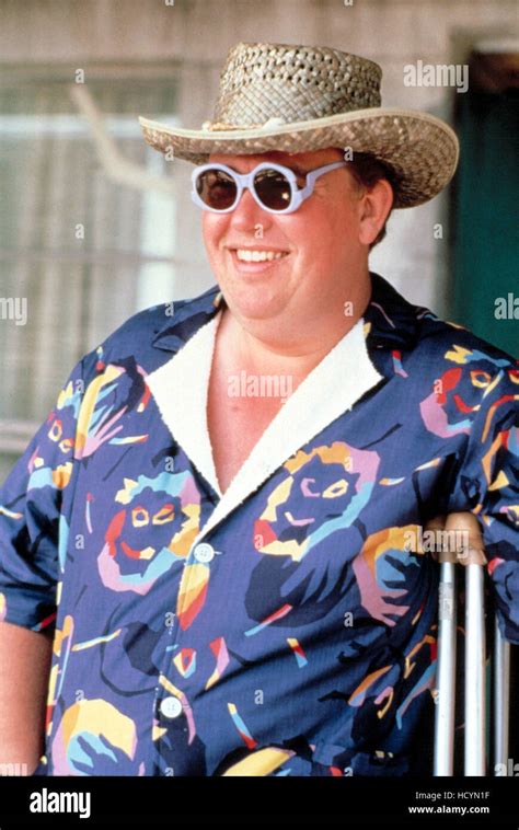 Aug 10, 2015 · Here are five more things to love about Summer Rental. 1. After years of playing the comic sidekick, this was John Candy's first leading role. It was one of seven movie releases for Candy in 1985 ... 